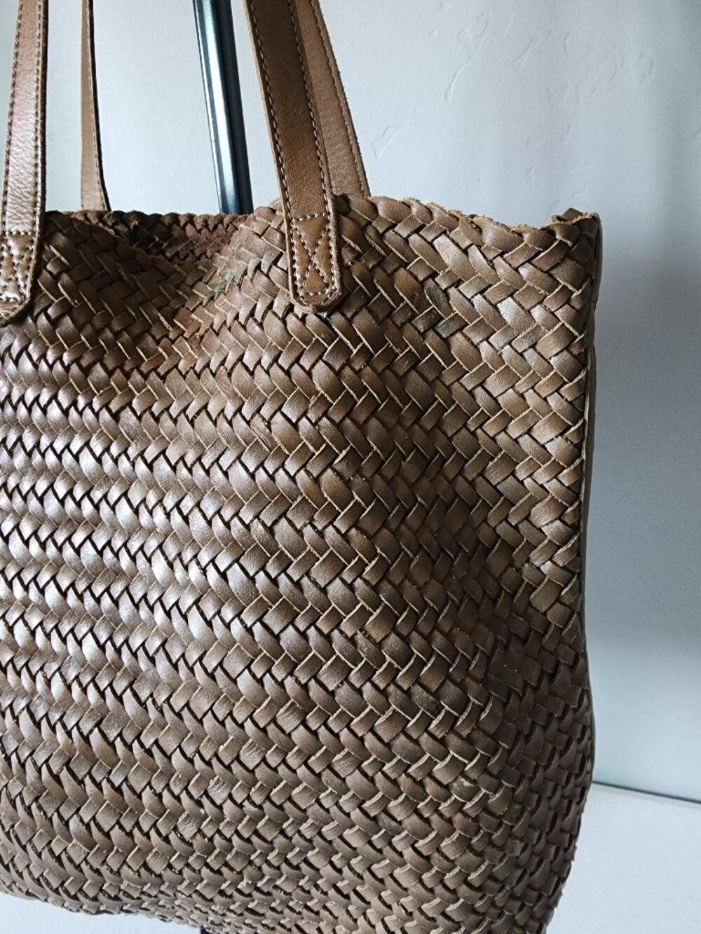 Madewell Brown Woven Tote "EUC" - Picture 2 of 16